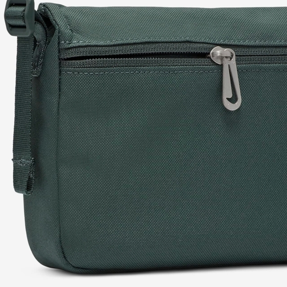 Nike Crossbody Bag - Picture 8 of 16